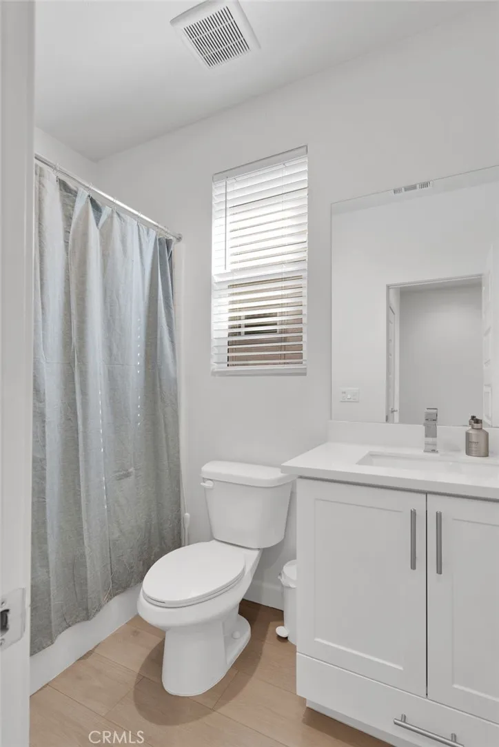 13056 Lancaster, Hesperia, California 92344 home-pic-7